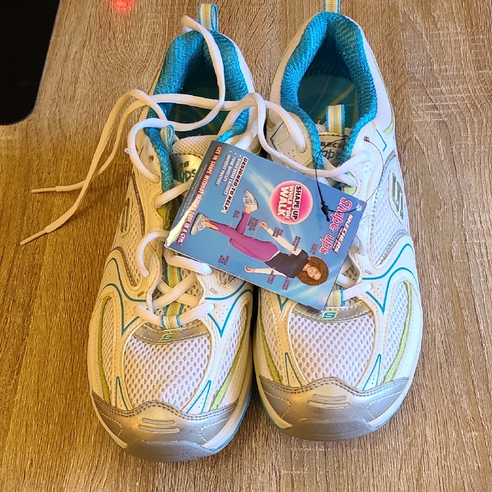 Skechers White and Blue Sneakers with Breathable Mesh Shape Ups